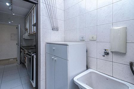 Apartamento para alugar com 80m², 3 quartos e 1 vaga Apartamento para alugar com 80m², 3 quartos e 1 vagaárea de serviço_4