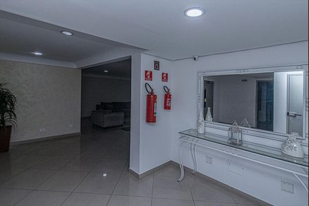 Apartamento para alugar com 80m², 3 quartos e 1 vaga Apartamento para alugar com 80m², 3 quartos e 1 vagahall de entrada_3