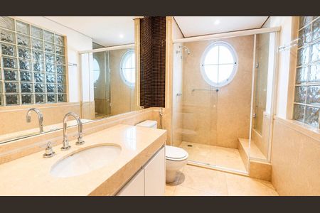 Apartamento à venda com 360m², 4 quartos e 6 vagas