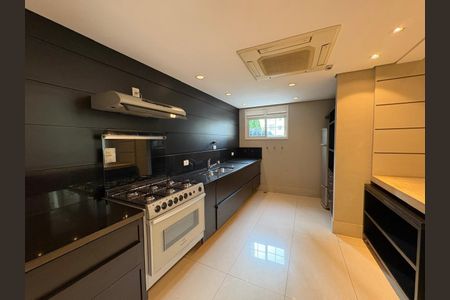 Apartamento à venda com 360m², 4 quartos e 6 vagasFoto 37