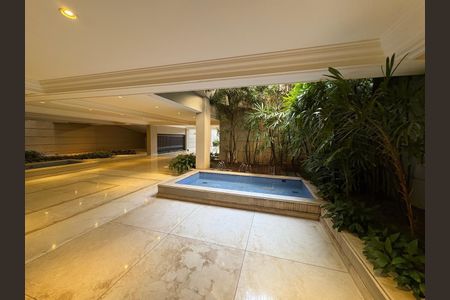 Apartamento à venda com 360m², 4 quartos e 6 vagasFoto 03