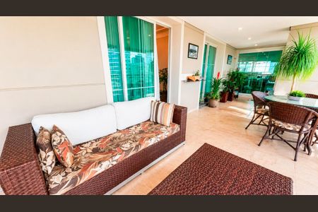 Apartamento à venda com 360m², 4 quartos e 6 vagas