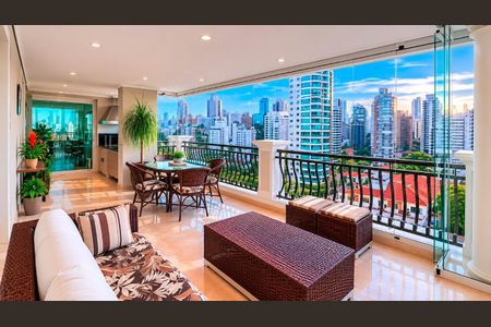 Apartamento à venda com 360m², 4 quartos e 6 vagas