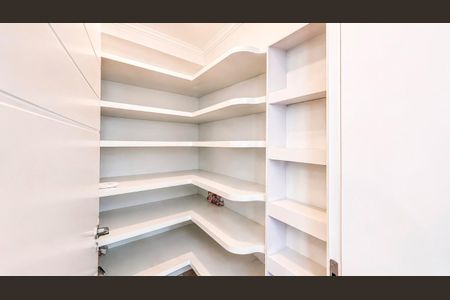 Apartamento à venda com 360m², 4 quartos e 6 vagas