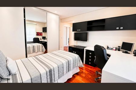 Apartamento à venda com 360m², 4 quartos e 6 vagas