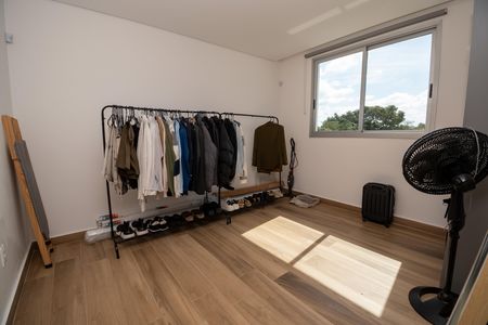 Casa à venda com 115m², 3 quartos e 2 vagas Casa à venda com 115m², 3 quartos e 2 vagasQuarto 2