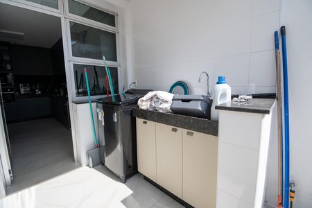 Casa à venda com 115m², 3 quartos e 2 vagas Casa à venda com 115m², 3 quartos e 2 vagasÁrea de Serviço