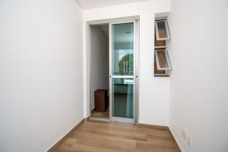 Casa à venda com 115m², 3 quartos e 2 vagas Casa à venda com 115m², 3 quartos e 2 vagasVaranda