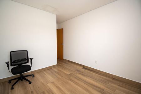 Casa à venda com 115m², 3 quartos e 2 vagas Casa à venda com 115m², 3 quartos e 2 vagasQuarto 1