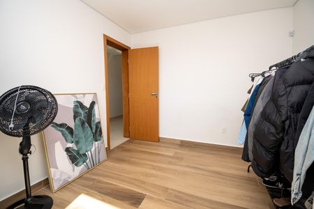 Casa à venda com 115m², 3 quartos e 2 vagas Casa à venda com 115m², 3 quartos e 2 vagasQuarto 2