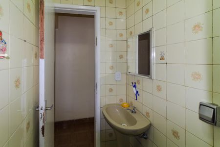 Casa para alugar com 120m², 3 quartos e 1 vaga Casa para alugar com 120m², 3 quartos e 1 vagaBanheiro 2
