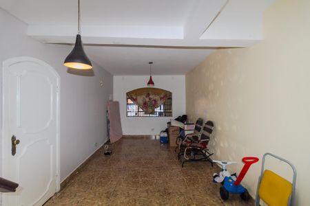 Casa para alugar com 120m², 3 quartos e 1 vaga Casa para alugar com 120m², 3 quartos e 1 vagaSala
