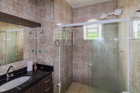 Casa para alugar com 120m², 3 quartos e 1 vaga Casa para alugar com 120m², 3 quartos e 1 vagaBanheiro da Suíte