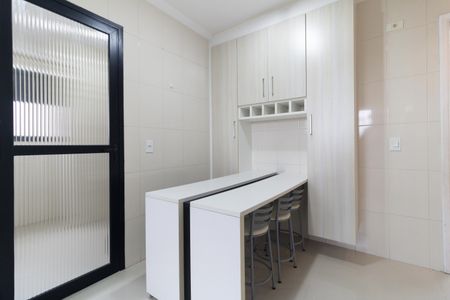 Apartamento à venda com 126m², 4 quartos e 3 vagasCozinha 