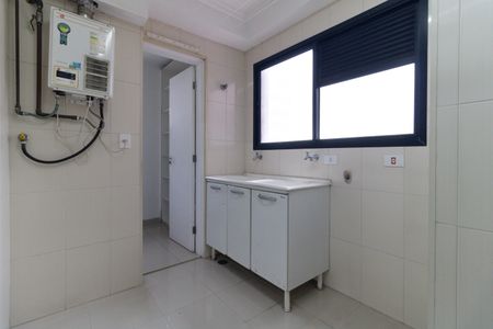 Apartamento à venda com 126m², 4 quartos e 3 vagasLavanderia