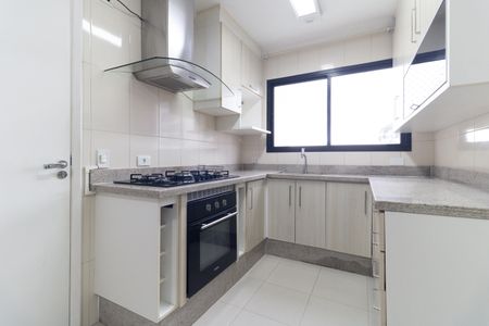 Apartamento à venda com 126m², 4 quartos e 3 vagasCozinha 