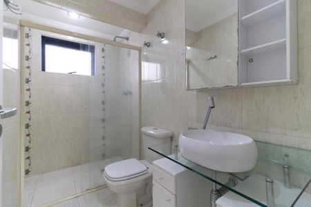 Apartamento à venda com 126m², 4 quartos e 3 vagasBanheiro da Suíte 2