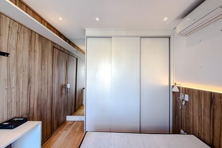 Studio para alugar com 39m², 1 quarto e 1 vaga Studio para alugar com 39m², 1 quarto e 1 vagaQuarto
