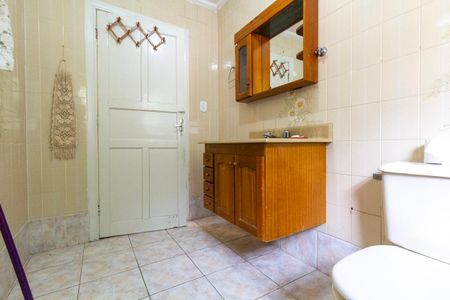 Casa para alugar com 180m², 4 quartos e 3 vagas Casa para alugar com 180m², 4 quartos e 3 vagasBanheiro 1