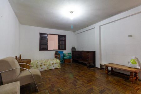 Casa para alugar com 180m², 4 quartos e 3 vagas Casa para alugar com 180m², 4 quartos e 3 vagasQuarto 2