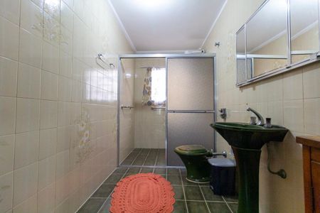 Casa para alugar com 180m², 4 quartos e 3 vagas Casa para alugar com 180m², 4 quartos e 3 vagasBanheiro 2
