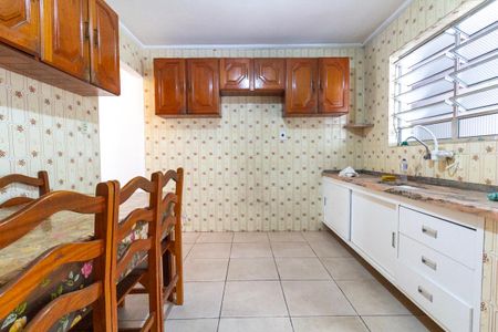 Casa para alugar com 180m², 4 quartos e 3 vagas Casa para alugar com 180m², 4 quartos e 3 vagasCozinha