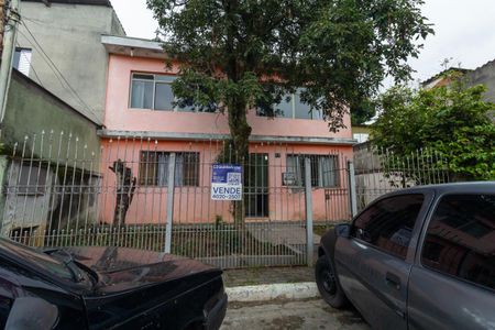 Casa para alugar com 180m², 4 quartos e 3 vagas Casa para alugar com 180m², 4 quartos e 3 vagasFachada