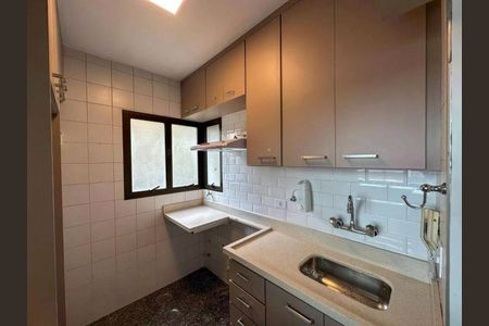 Cozinha de kitnet/studio para alugar com 2 quartos, 57m² em Cambuí, Campinas