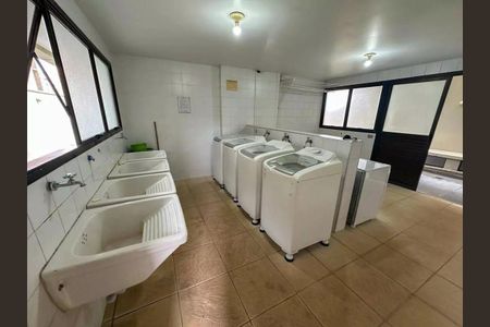 Studio para alugar com 57m², 2 quartos e 1 vagaÁrea de serviço