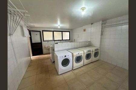 Studio para alugar com 57m², 2 quartos e 1 vagaÁrea de serviço