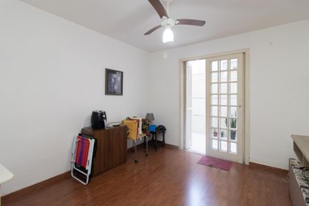 Apartamento à venda com 39m², 1 quarto e sem vaga Apartamento à venda com 39m², 1 quarto e sem vagaSala