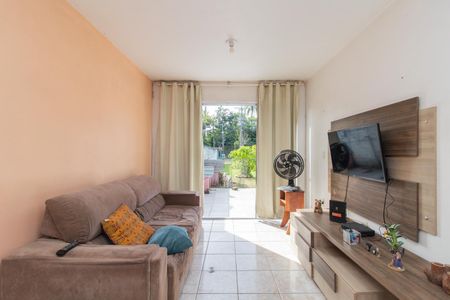 Sala de casa para alugar com 2 quartos, 330m² em Chapéu do Sol, Porto Alegre