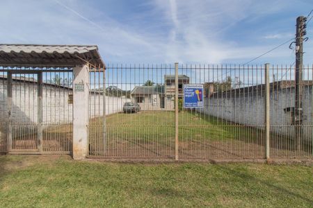 Casa para alugar com 330m², 2 quartos e 3 vagas Casa para alugar com 330m², 2 quartos e 3 vagasFachada
