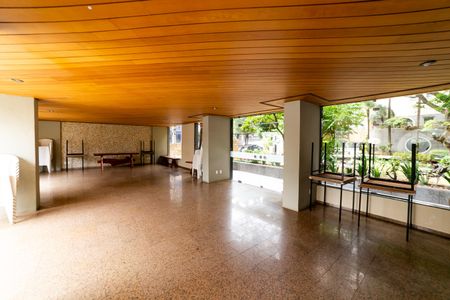 Apartamento à venda com 160m², 4 quartos e 2 vagasÁrea comum - Salão de festas