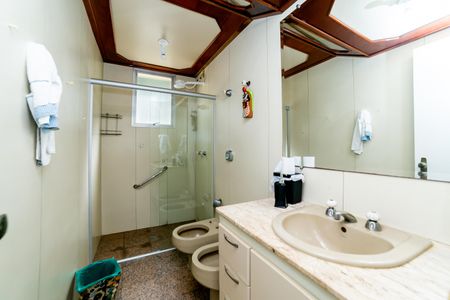 Apartamento à venda com 160m², 4 quartos e 2 vagasBanheiro Social