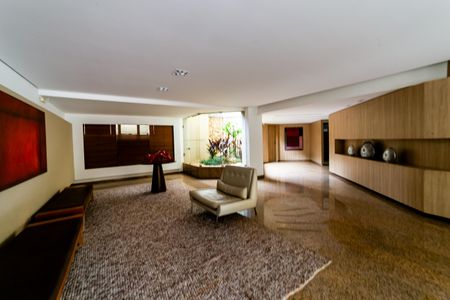 Apartamento à venda com 160m², 4 quartos e 2 vagasHall de entrada