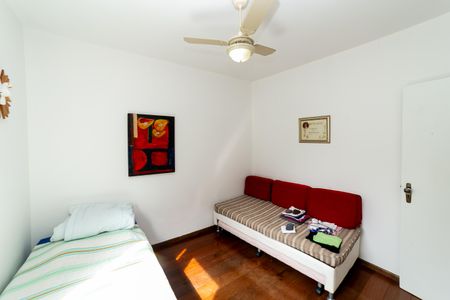 Apartamento à venda com 160m², 4 quartos e 2 vagasQuarto 2