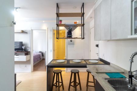 Apartamento para alugar com 34m², 2 quartos e sem vaga Apartamento para alugar com 34m², 2 quartos e sem vagaCozinha e Área de Serviço