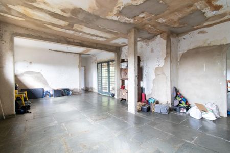 Casa à venda com 235m², 5 quartos e 4 vagas