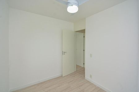 Quarto 2 de apartamento para alugar com 2 quartos, 45m² em Vila Isa, São Paulo