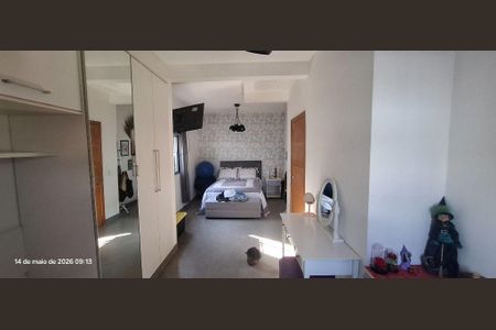 Casa à venda com 160m², 3 quartos e 3 vagas