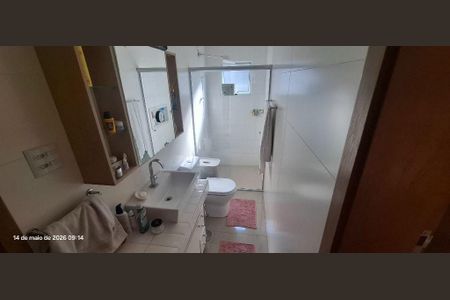 Casa à venda com 160m², 3 quartos e 3 vagas