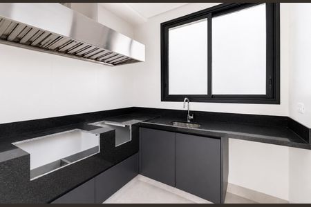 Casa à venda com 3 quartos, 308m² em Alphaville Dom Pedro 2, Campinas