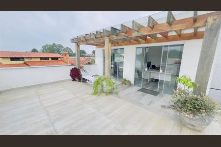 Casa à venda com 473m², 4 quartos e 4 vagas
