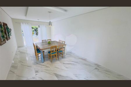 Casa à venda com 4 quartos, 473m² em Interlagos, São Paulo
