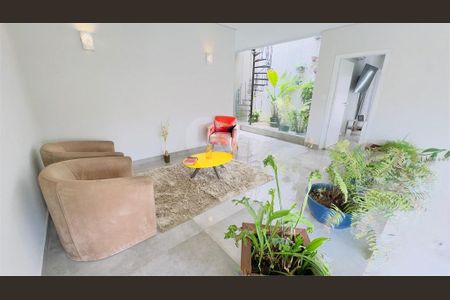 Casa à venda com 4 quartos, 473m² em Interlagos, São Paulo