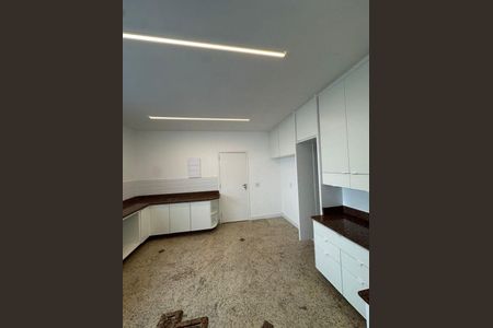 Apartamento à venda com 300m², 4 quartos e 2 vagas
