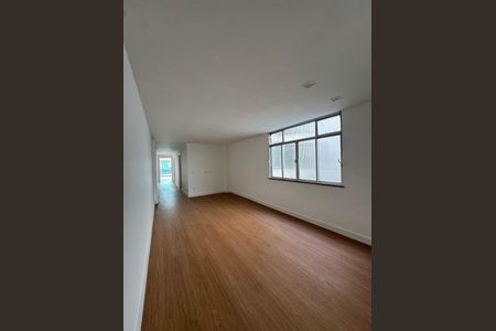 Apartamento à venda com 300m², 4 quartos e 2 vagas