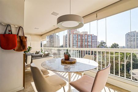 Apartamento à venda com 148m², 3 quartos e 3 vagas