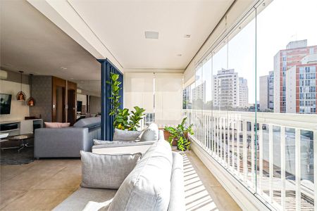 Apartamento à venda com 148m², 3 quartos e 3 vagas